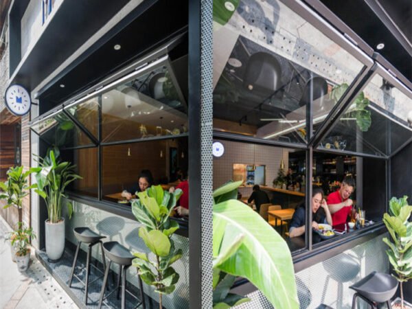 Gas Strut Awning Window